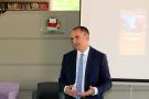 Il sindaco Luca Menesini durante la presentazione di myCapannori